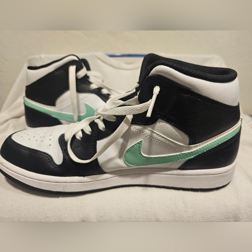 Nike Air Jordan 1 Mid Black White Mint Sneakers